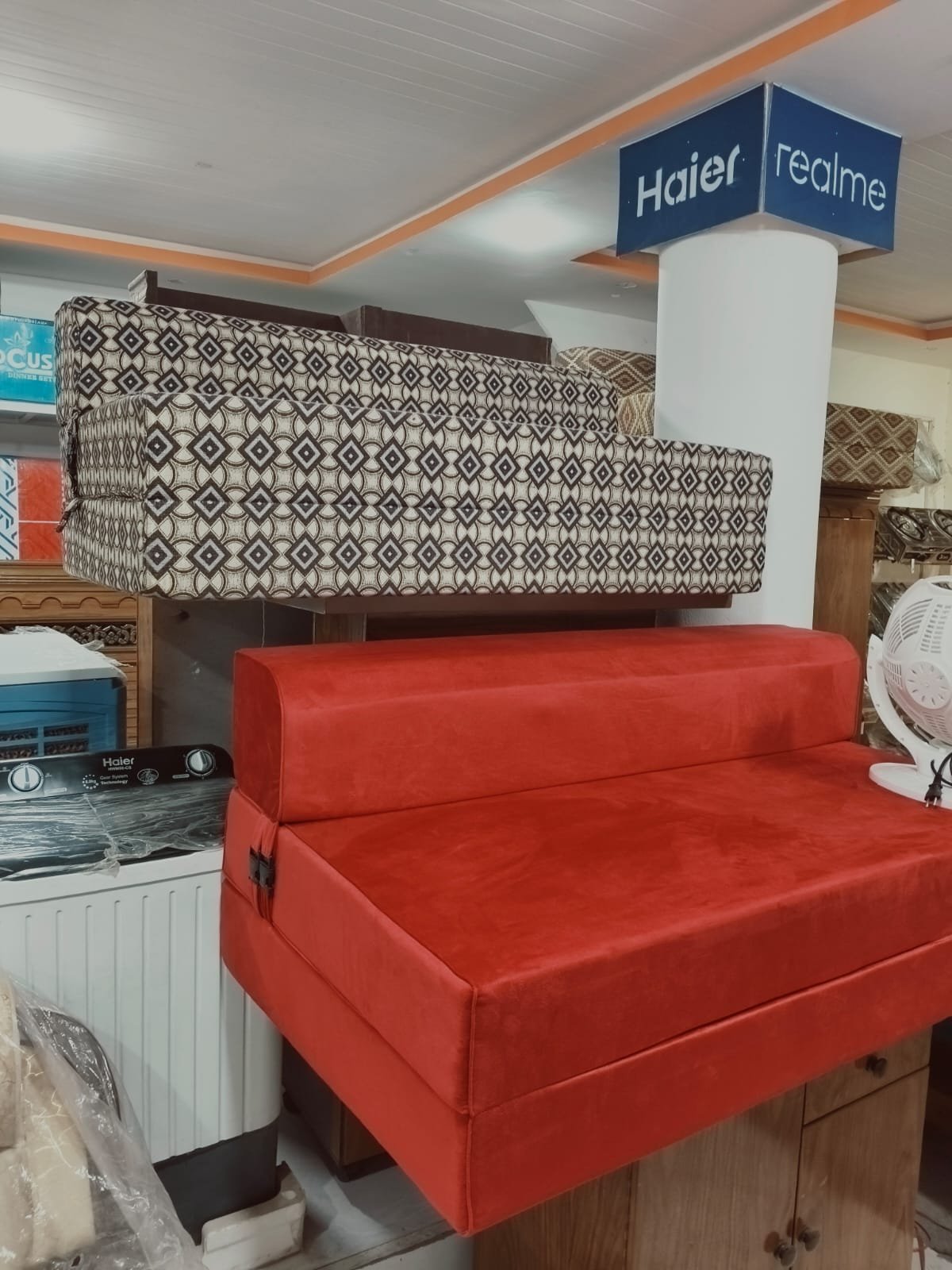 sofa combed